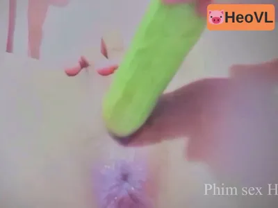 Quay sát cả hai lỗ lúc thủ dâm gửi người yêu