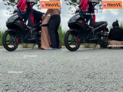 Vợ yêu người chồng chơi nhau giữa đường nơi vắng vẻ